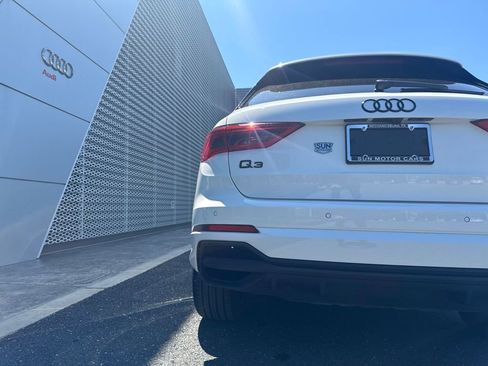 Certified 2025 Audi Q3 2.0T Premium w/ Convenience Package AWD/4WD image 18