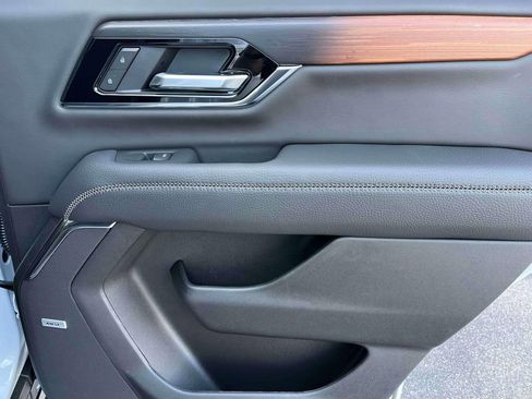 Certified 2026 GMC Yukon Denali w/ Sun & Power Step Package image 20