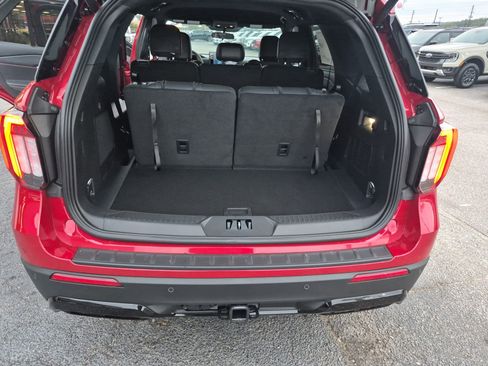 New 2026 Ford Explorer ST-Line image 19