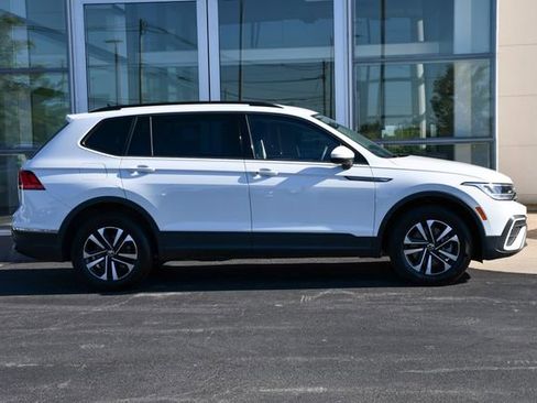 Used 2022 Volkswagen Tiguan S FWD image 6