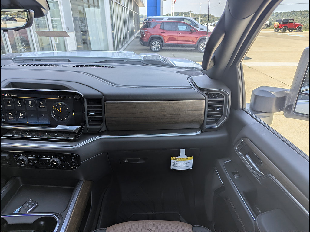 New 2026 Chevrolet Silverado 3500 High Country w/ High Country Premium Package AWD/4WD image 4