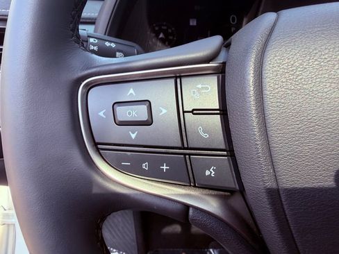 Certified 2025 Lexus UX 300h FWD w/ Accessory Package (Z1) image 22