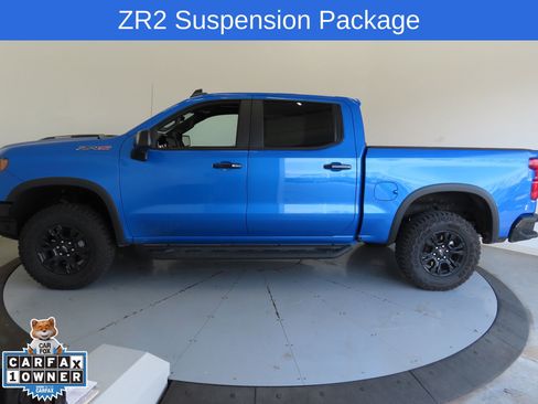 Used 2025 Chevrolet Silverado 1500 ZR2 w/ Technology Package image 8