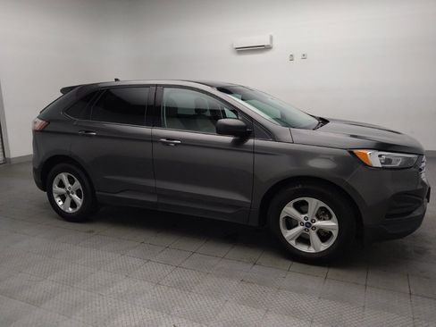 Used 2019 Ford Edge SE FWD image 11