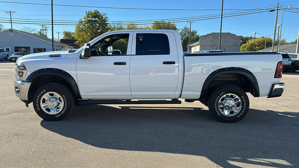 Used 2025 RAM 2500 Tradesman AWD/4WD image 4