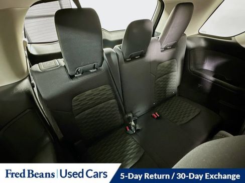 Used 2022 Nissan Pathfinder SV w/ SV Premium Package AWD/4WD image 34