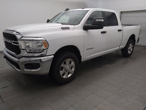 Used 2023 RAM 2500 Big Horn w/ Level 1 Equipment Group RWD image 2