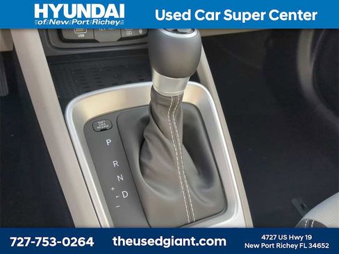 New 2026 Hyundai Venue SEL image 32