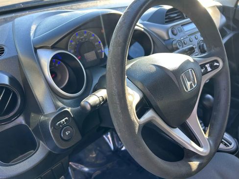 Used 2013 Honda Fit image 18