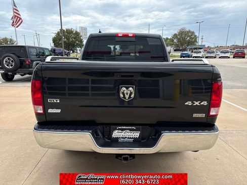 Used 2019 RAM 1500 Classic SLT w/ Luxury Group AWD/4WD image 4