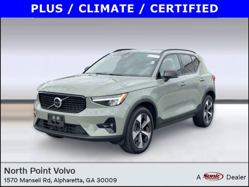 Certified 2024 Volvo XC40 B5 Plus w/ Climate Package image 1