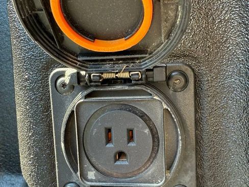 Used 2024 Chevrolet Silverado 2500 LTZ w/ LTZ Plus Package image 10