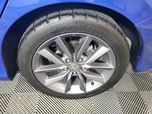 Used 2019 Honda Civic EX image 9