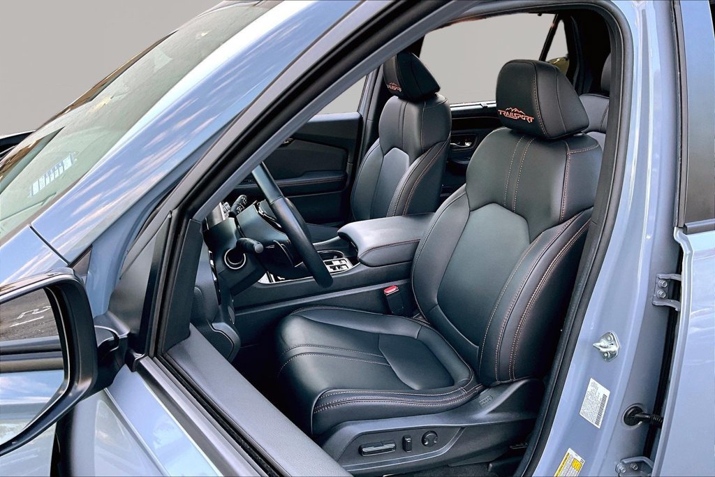 Certified 2025 Honda Pilot TrailSport image 15