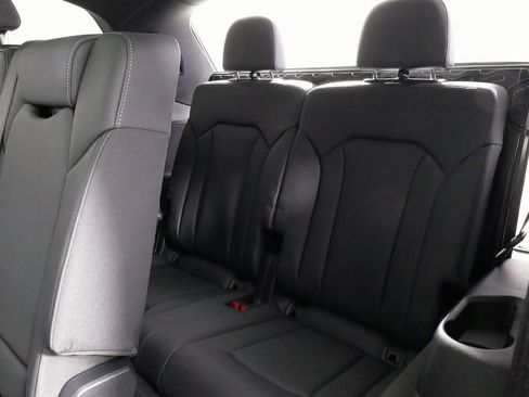 Used 2025 Audi Q7 3.0T Premium Plus w/ Premium Plus Package image 43