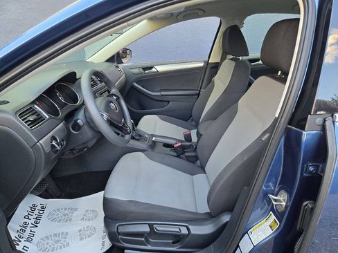 Used 2017 Volkswagen Jetta S FWD image 7