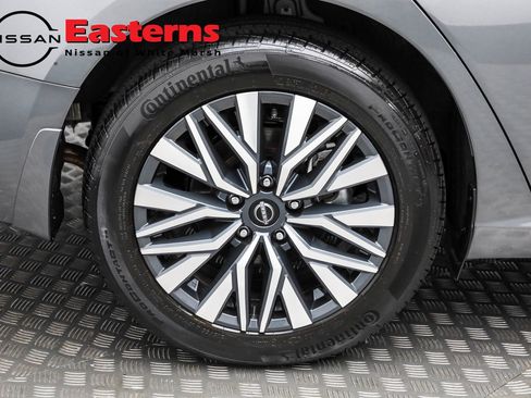 Used 2024 Nissan Altima 2.5 SV image 54