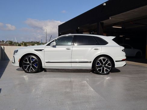 New 2026 Bentley Bentayga Speed AWD/4WD image 2