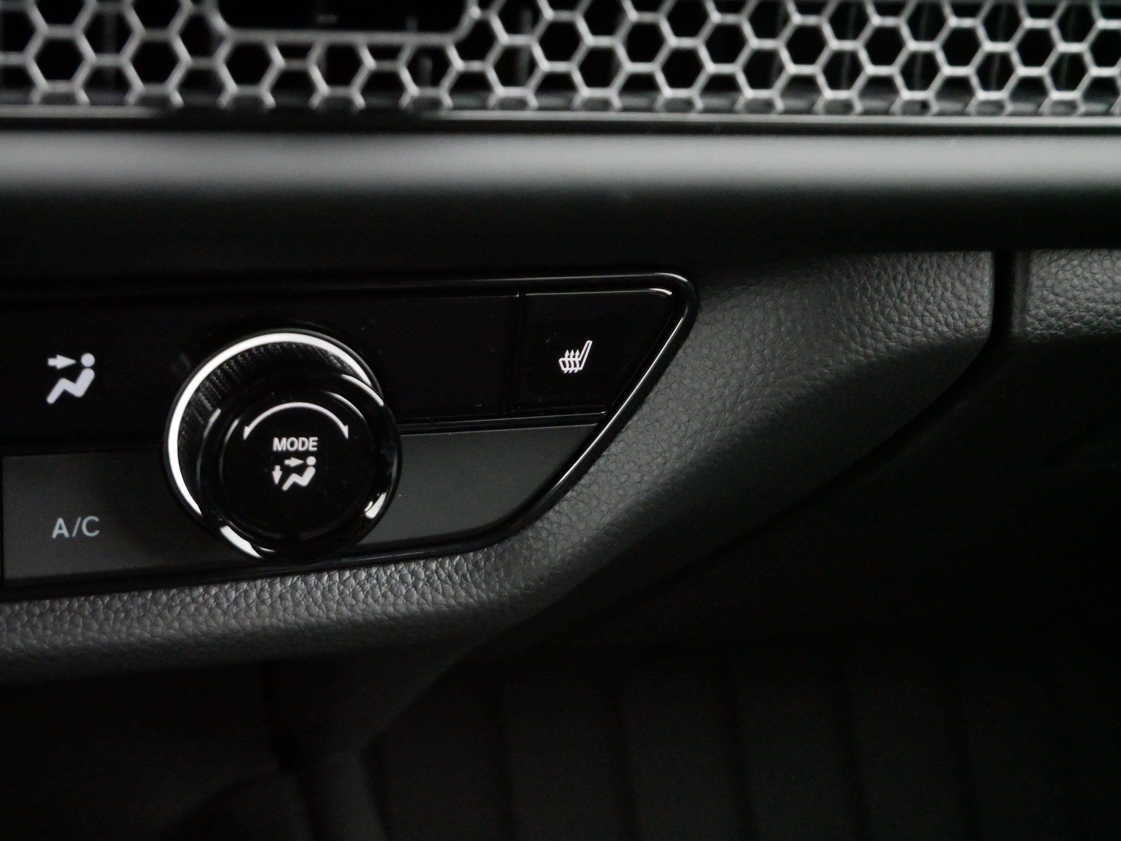 Used 2027 Honda HR-V Sport image 30