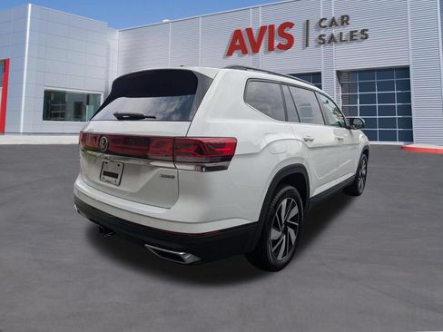 Used 2025 Volkswagen Atlas SE AWD/4WD image 6