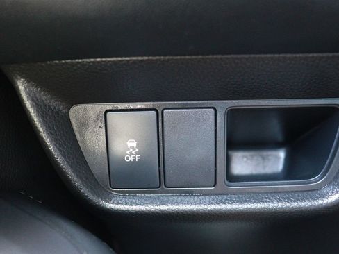 Certified 2026 Honda HR-V LX image 24