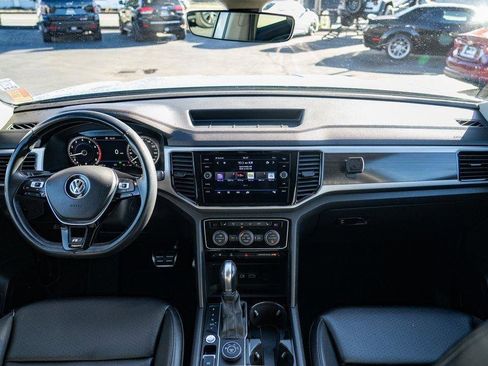 Used 2019 Volkswagen Atlas SEL R-Line image 18