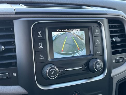 Certified 2019 RAM 1500 Express image 24