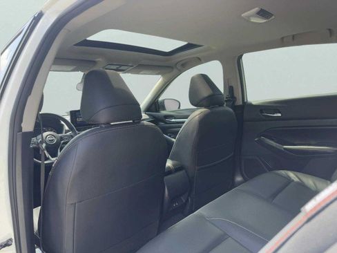 Used 2023 Nissan Altima 2.5 SR w/ SR Premium Package image 28