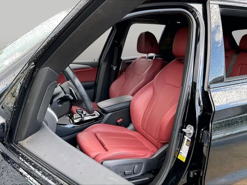 Used 2024 BMW X3 sDrive30i w/ Premium Package w/ZPA RWD image 8