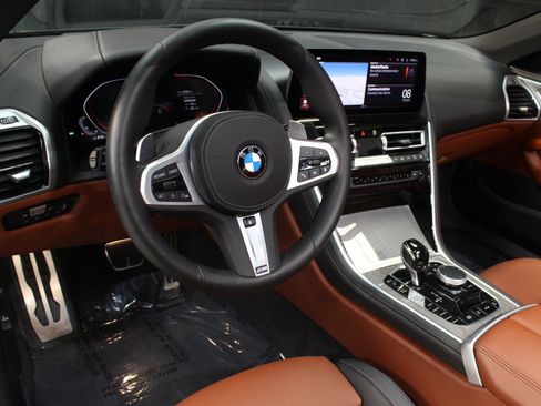Used 2026 BMW 840i xDrive Convertible w/ Comfort Seating Package AWD/4WD image 39