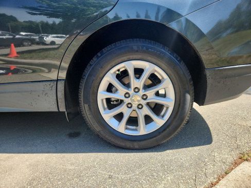 Used 2019 Chevrolet Equinox LT FWD image 15