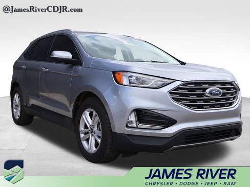 Used 2020 Ford Edge SEL w/ Cold Weather Package FWD image 6