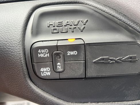 Used 2024 RAM 3500 Laramie w/ Night Edition image 28