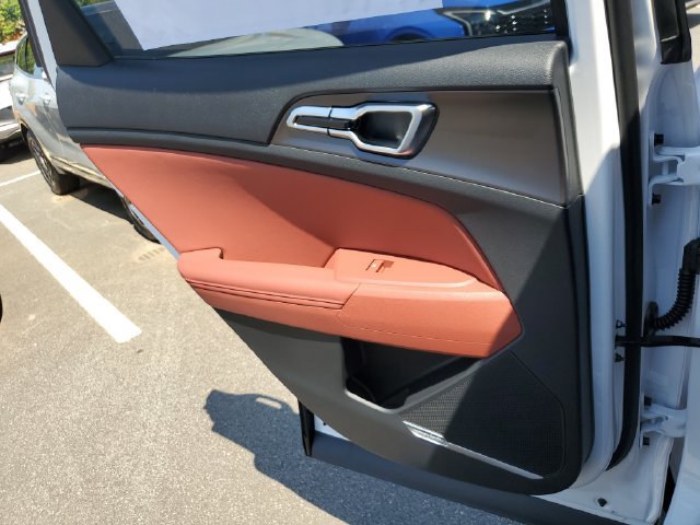 New 2026 Kia Sportage SX FWD image 19