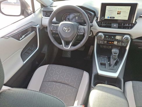New 2025 Toyota RAV4 XLE image 15