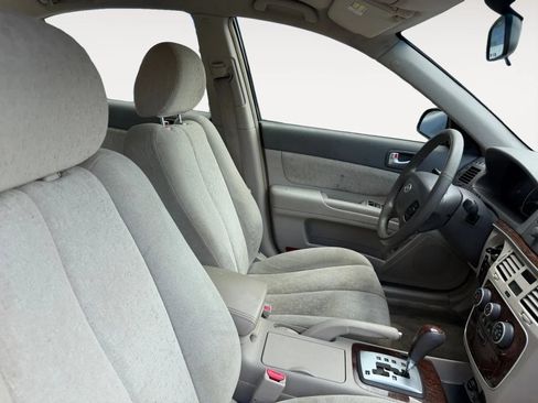 Used 2006 Hyundai Sonata LX FWD image 8