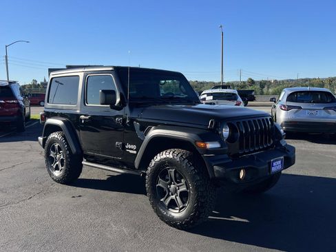 Used 2020 Jeep Wrangler Sport image 23