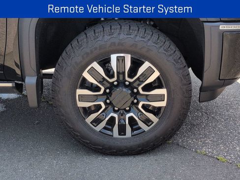 Certified 2025 GMC Sierra 3500 Denali Ultimate AWD/4WD image 23