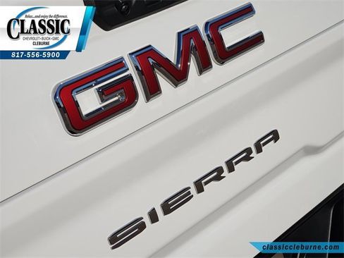Used 2025 GMC Sierra 2500 AT4 w/ AT4 Premium Plus Package image 12