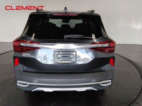 Used 2023 Kia Seltos EX image 7