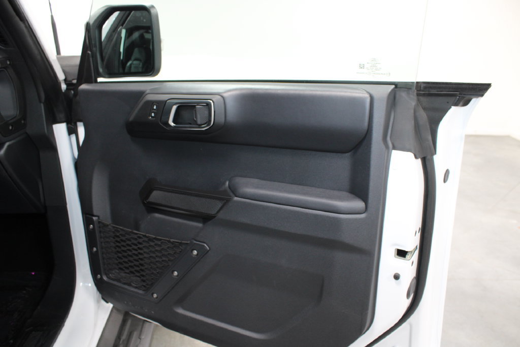 Used 2025 Ford Bronco Outer Banks AWD/4WD image 23