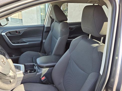 Used 2025 Toyota RAV4 LE image 6