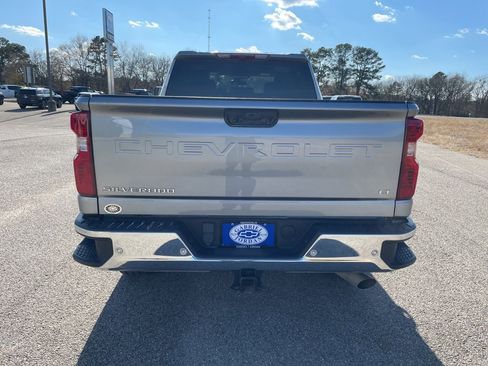 Used 2025 Chevrolet Silverado 2500 LT w/ Texas Edition image 4