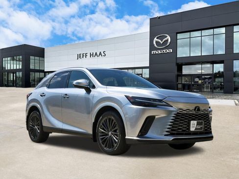 Used 2024 Lexus RX 350 Premium w/ Accessory Package (Z1) AWD/4WD image 4