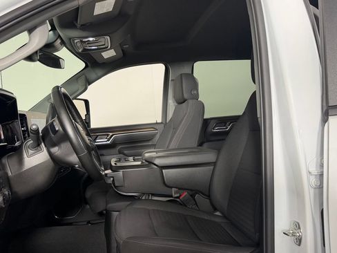Used 2025 Chevrolet Silverado 2500 LT w/ Convenience Package AWD/4WD image 22