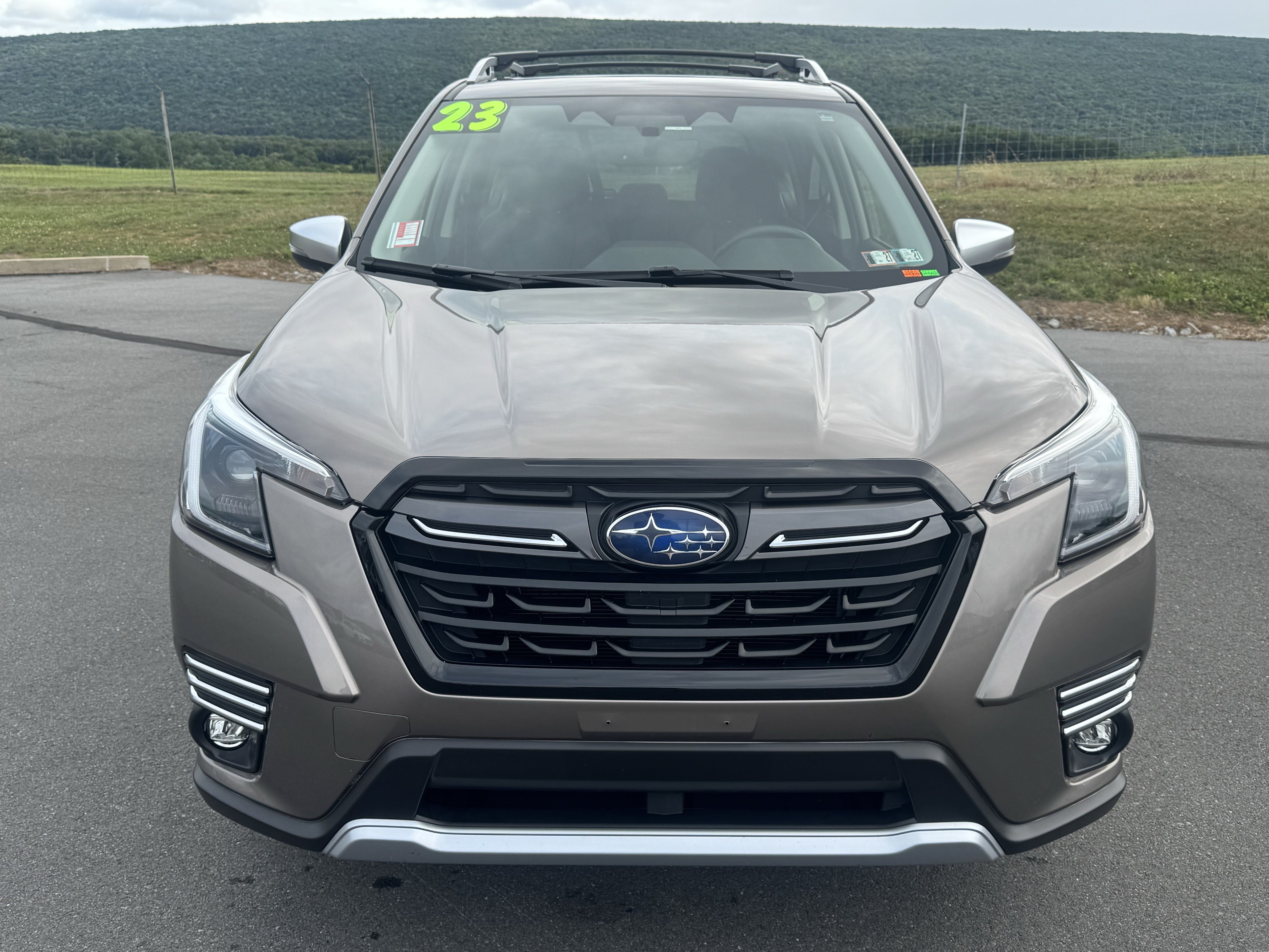 Certified 2023 Subaru Forester Touring AWD/4WD image 9