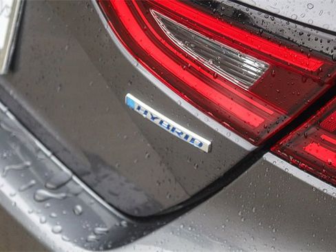 Used 2019 Honda Insight LX image 11