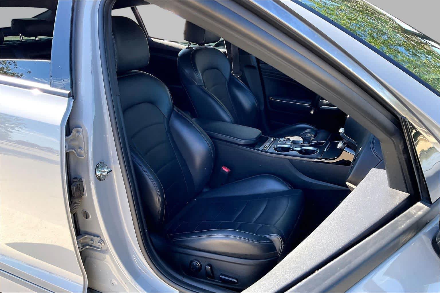 Used 2022 Kia Stinger GT2 w/ Scorpion Package AWD/4WD image 9