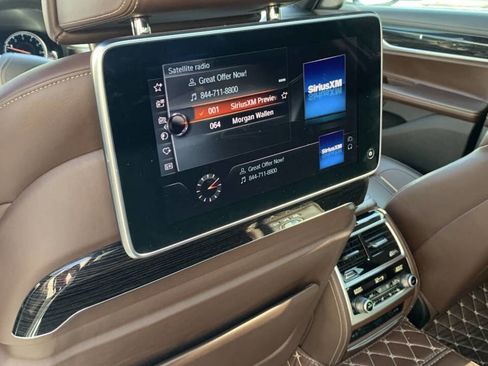 Used 2016 BMW 750i xDrive image 21