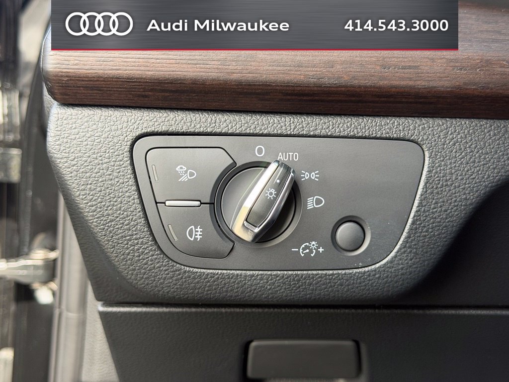 Used 2024 Audi Q5 2.0T Premium w/ Convenience Package AWD/4WD image 24